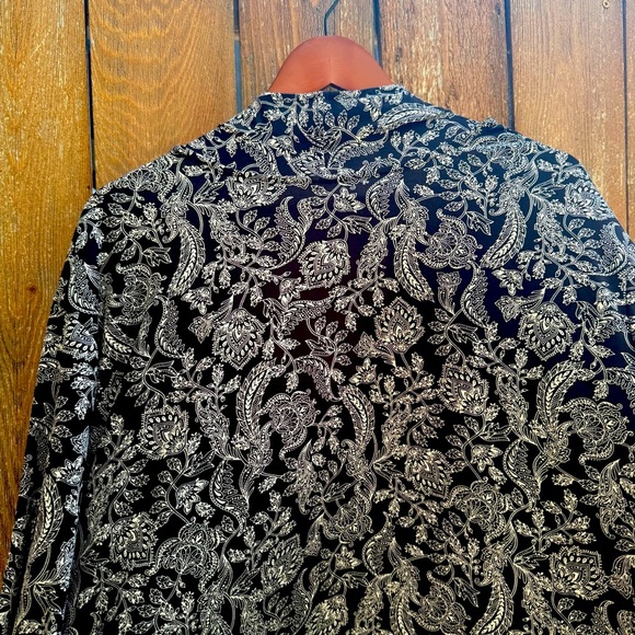ROAMANS Women’s Black White Paisley Kimono Lightweight Cardigan Size 4X 34-36 - Picture 7 of 9